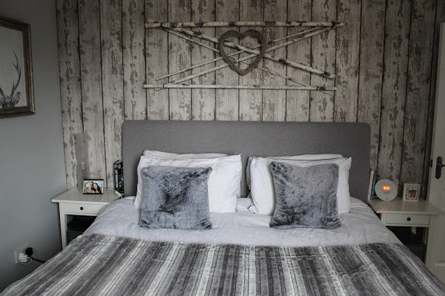 DIY rustic log cabin bedroom