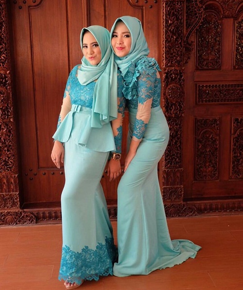 45 Model Kebaya Wisuda Muslim Modern Terbaru 2019