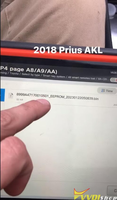 Program 2018 Prius All Keys Lost with VVDI Key Tool Plus 11