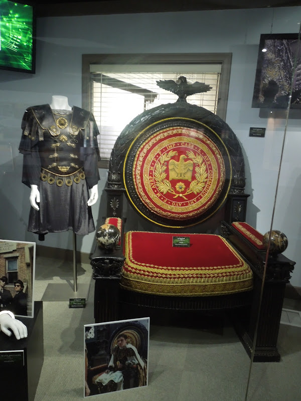 Gladiator movie costume throne prop