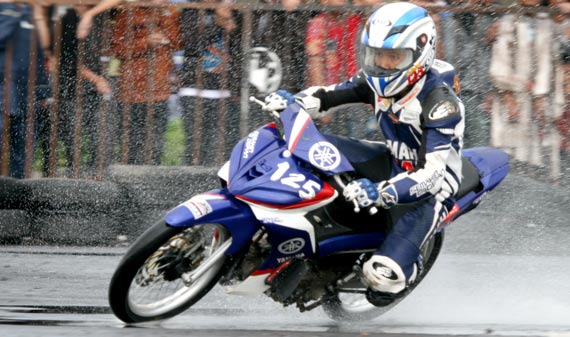  Motor  Modifikasi MP3 Jupiter  Z  Jadi Juara Umum Motor  