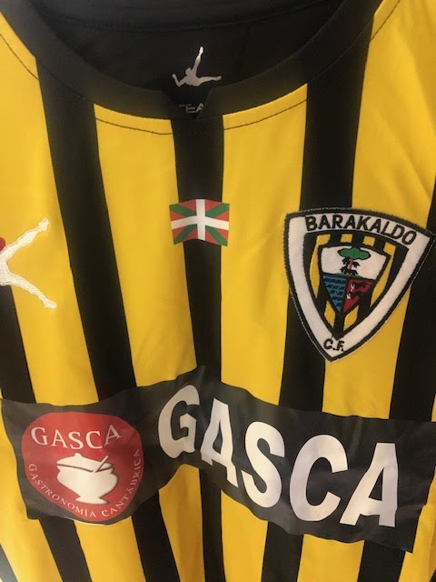 Barakaldo CF Home Kit.