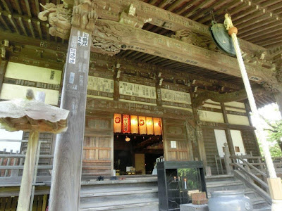 宝戒寺