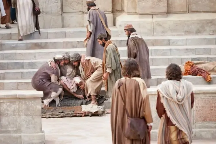 A Cura do Coxo na Porta do Templo Chamada Formosa: Um Milagre que Transforma Vidas