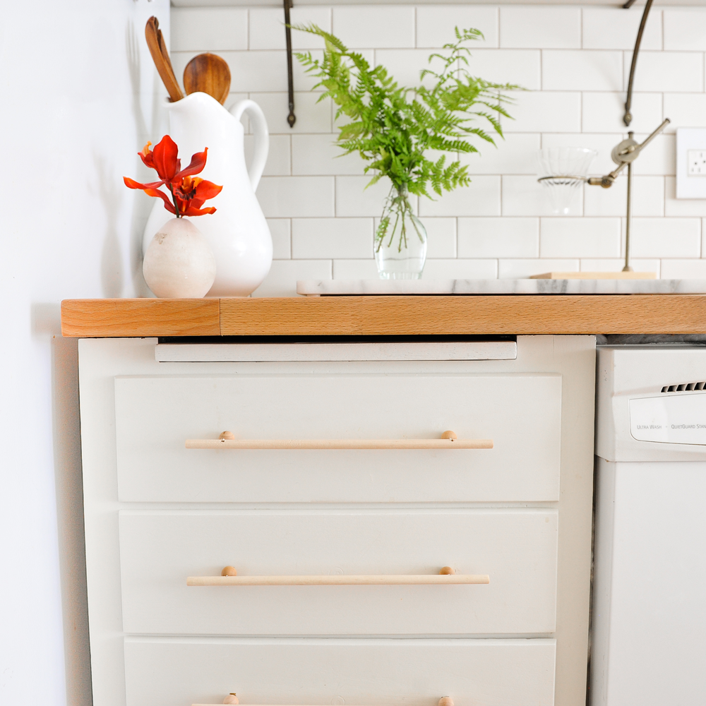 DIY Modern Wood Cabinet Pulls