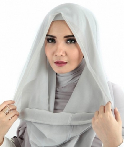 Tips Memakai Jilbab Instan Ke Kantor yang Cantik Tips Memakai Jilbab Instan Ke Kantor yang Cantik