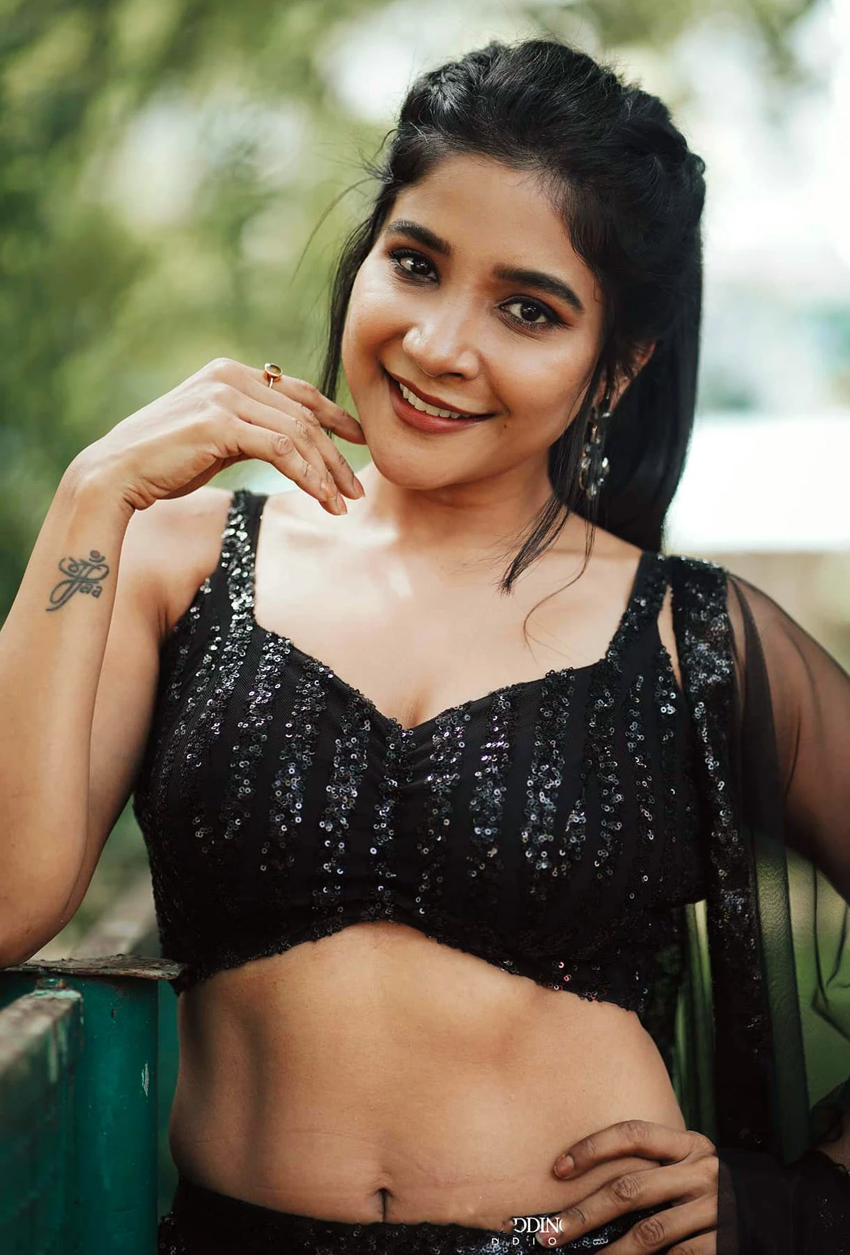 Sakshi Agarwal Pics in lehenga Photos