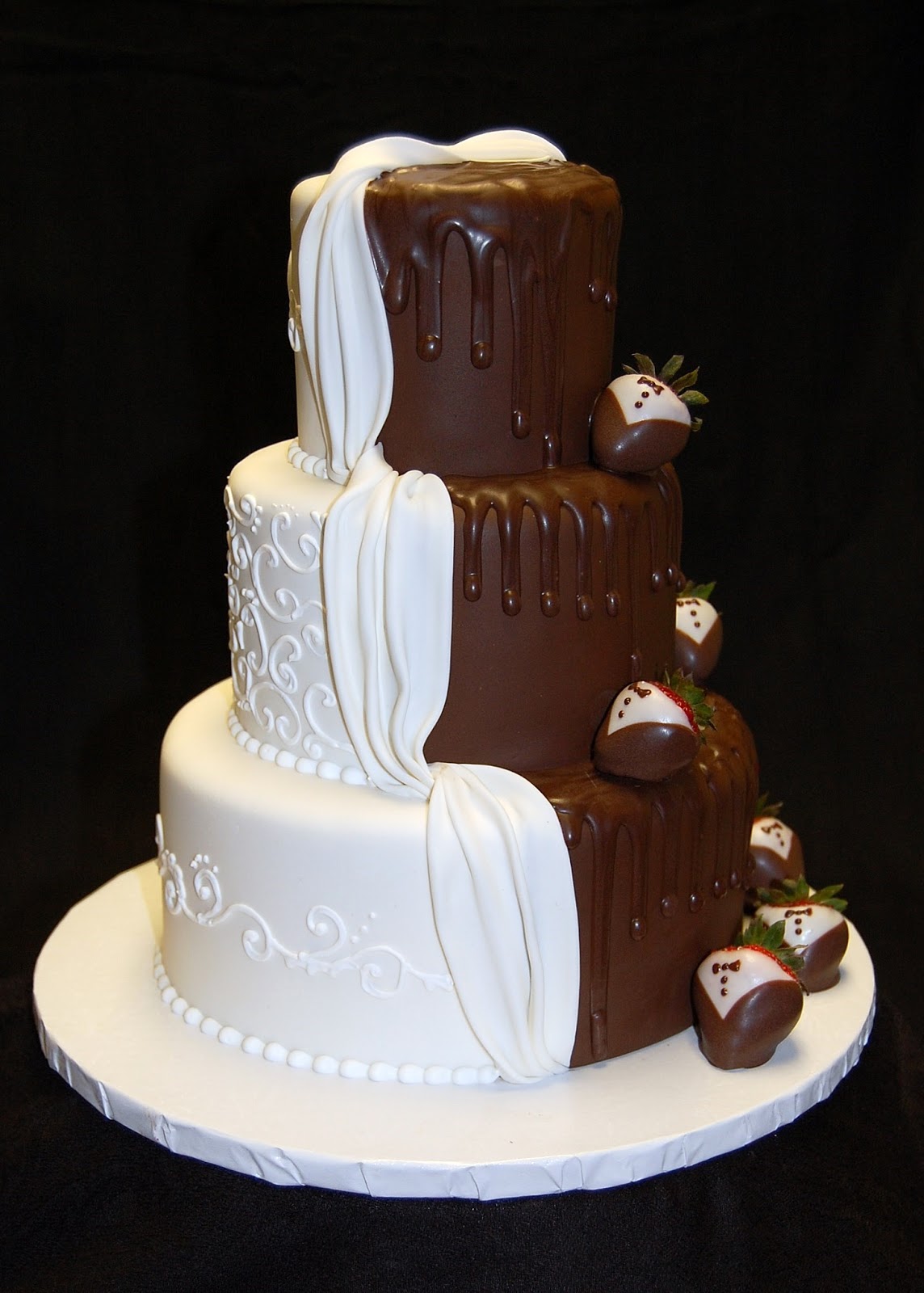 Drea39;s Dessert Factory: quot;His and Hersquot; Wedding Cake