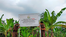   Warga Tenjojaya Gruduk Kantor Kejari Sukabumi