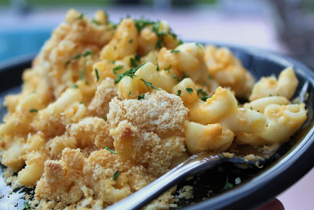 Crockpot Mac and Cheese