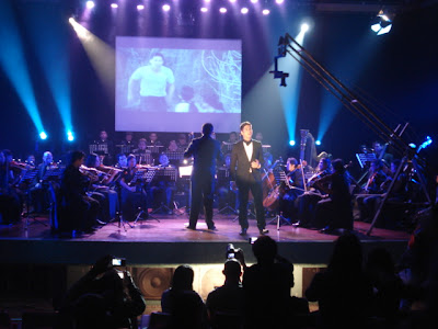 Piolo Pascual with the ABS-CBN Philharmonic orchestra singing the theme song of  ABS-CBN's newest drama-fantaserye, Little Champ