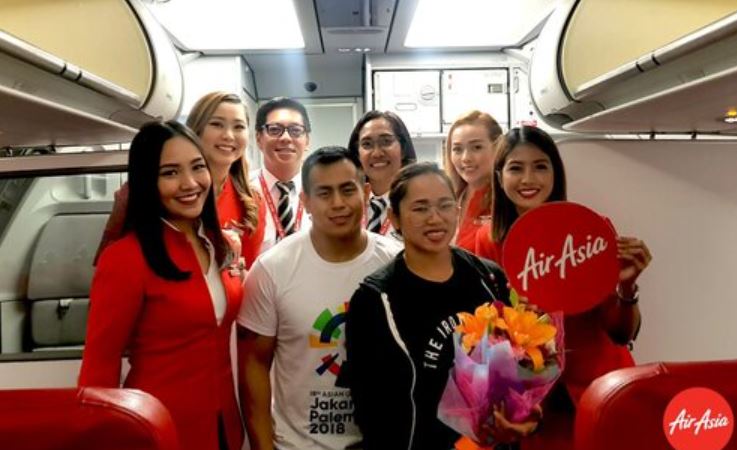 Hidilyn Diaz with unlimited flights AirAsia