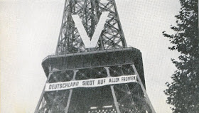 La torre Eiffel durante la ocupación nazi