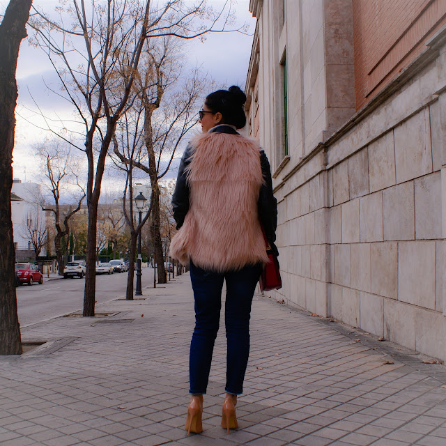 OUTFIT Faux Fur Vest, chaleco de pelo rosa