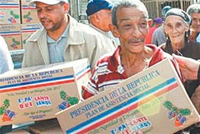 Arrestan a dos funcionarios del Plan Social y 4 comerciantes por venta de raciones alimenticias