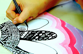 http://arteascuola.com/2012/10/zentangle-flowers-with-tempera-value-background/