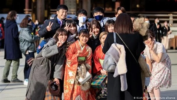 Huge celebrations in Japan on the day of adulthood with the spread of the Corona virus