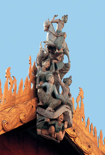 Wood art at the Shwezigon Pagoda sculptures and decoration