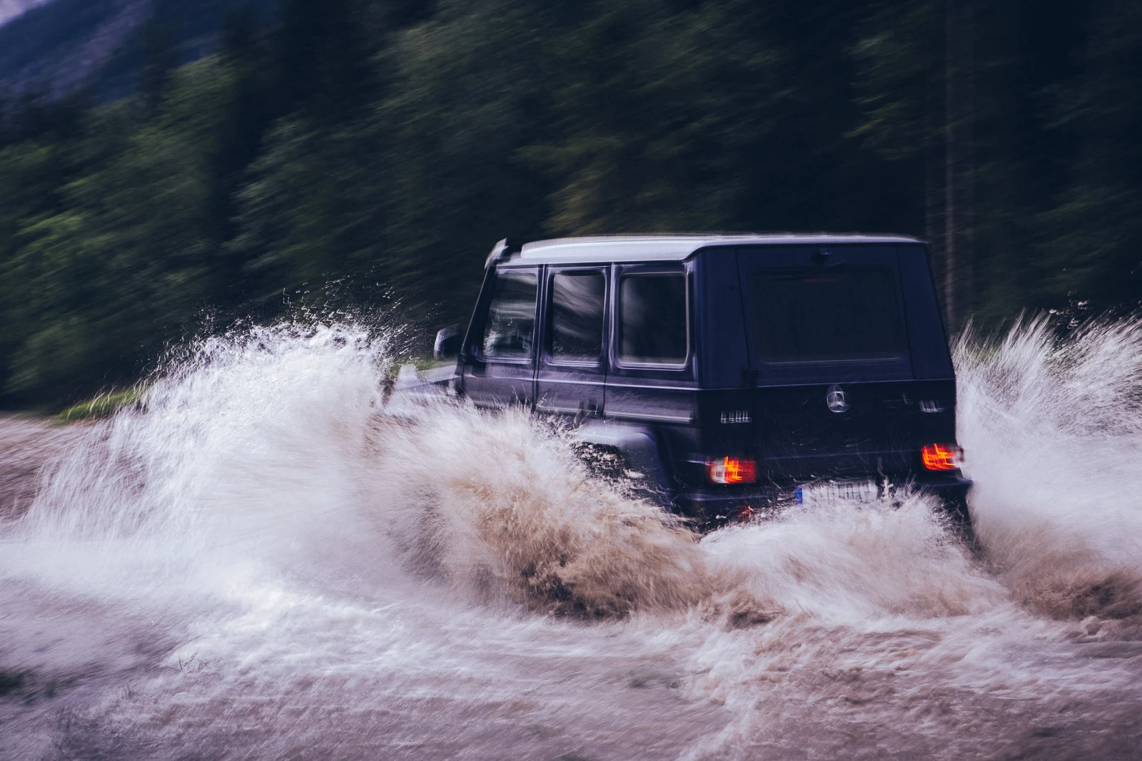 Mercedes Benz G500 4×4²