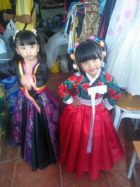 Japan and Korea United Nations costumes for girls