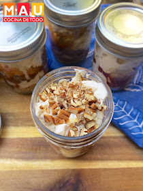 pay pie de platano con cajeta y nuez en frasco mason jar facil postre