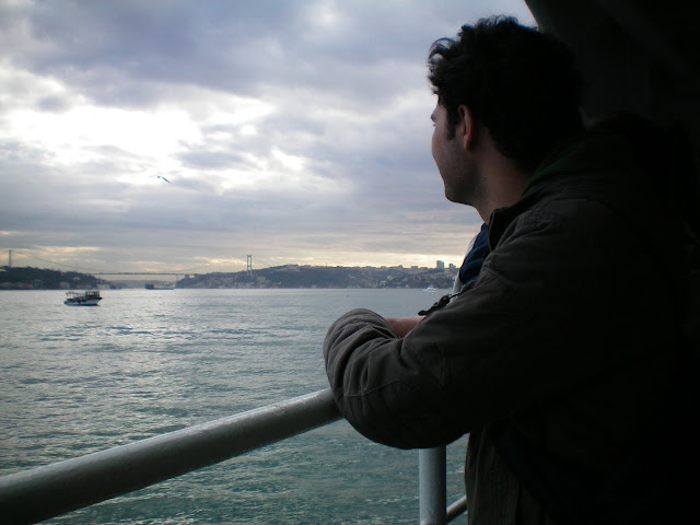 Estambul vista desde un ferry en el Bósforo