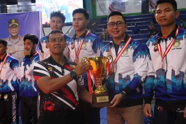 Kasdam XII/Tpr Hadiri Penutupan Kapolda Kalbar Cup 2023