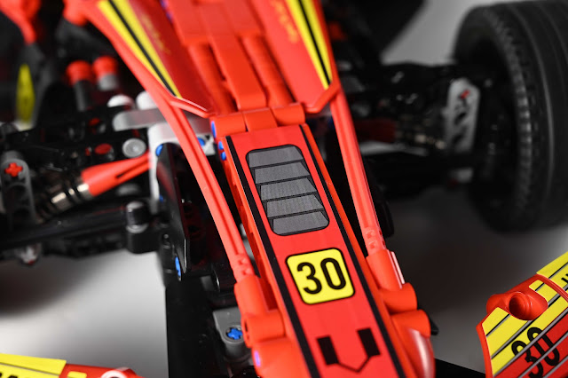 Nifeliz F11 Race Car Compatible With Lego