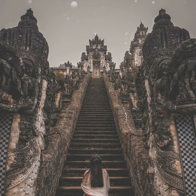 Pura Lempuyang Luhur Bali