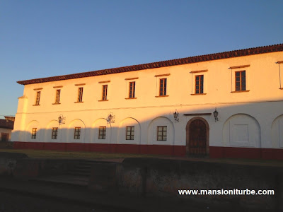 Centro Cultural Antiguo Colegio Jesuita en Pátzcuaro