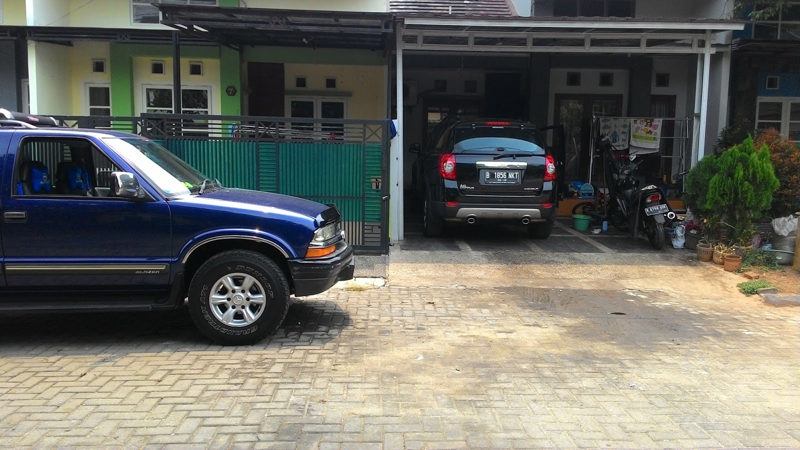 CHEVROLET OPEL Perbandingan Blazer Captiva Kelebihan Dan Kekurangan