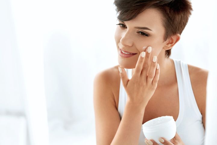 Common Mistakes That Can Ruin Your Skin And Create Serious Problems