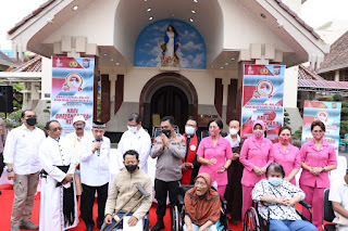 Polda Sumut Bakti Sosial Religi di Gereja Katedral Medan
