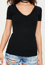 V-Neck T-shirt Wanita