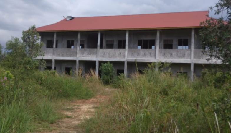 "Kadisdikbud Dumai Tutup Mata" Masyarakat Kecewa atas Gedung Sekolah Terlantar 2 Tahun