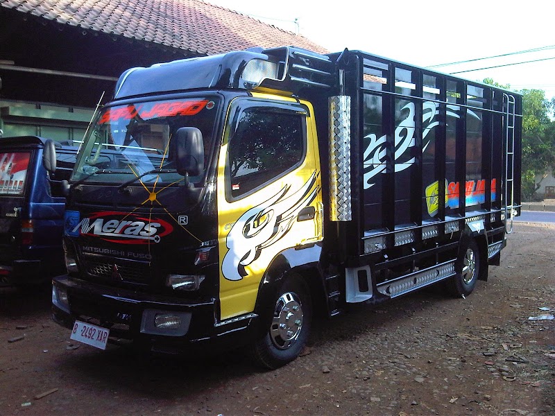 Inspirasi Baru 32+ Variasi Stiker Truk Canter