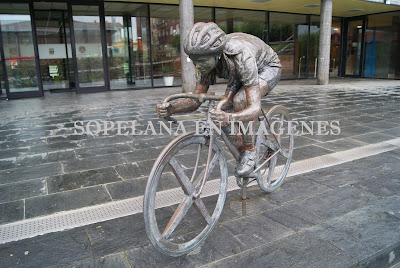 Joane Somarriba escultura sopelana