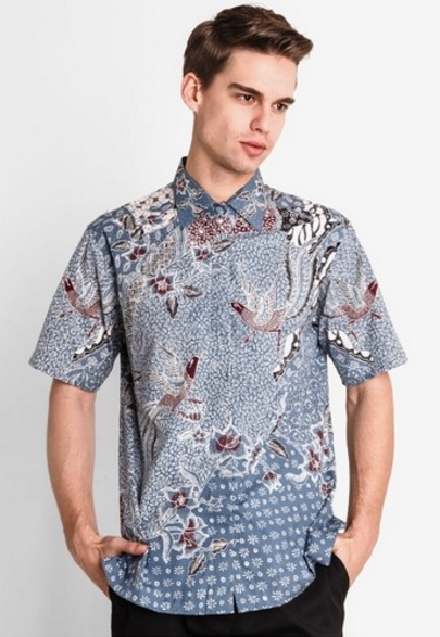 15 Aneka Desain Baju Batik Keris Kreasi Baru yang Modern 