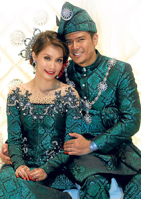 Priceless Love Hot Trend Baju Pengantin  2013 Emerald 