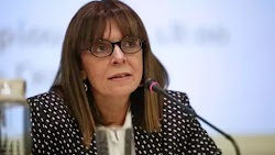   Η νεοεκλεγείσα Πρόεδρος της Δημοκρατίας, Αικατερίνη Σακελλαροπούλου, υπέβαλε στον υπουργό Δικαιοσύνης, Κωνσταντίνο Τσιάρα, την παραίτησή τ...