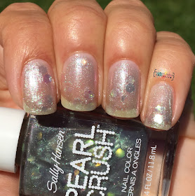 Sally Hansen Silver Scallop