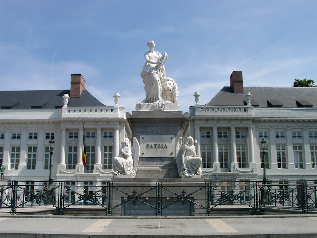 Pro Patria monument, Place des Martyrs, Martelaarsplein, Brussels