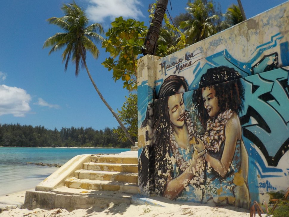 Beach Art Tahiti