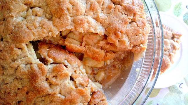 Brown Sugar Topped Apple Pie with Sourdough Crust