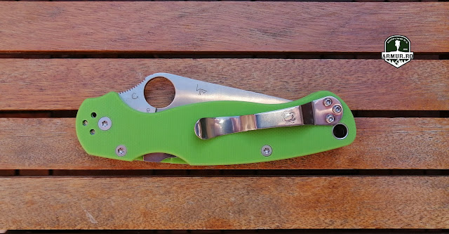 Spyderco Para2 compression lock