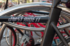 just ride it,  frame, custom, customisation, bespoke,  mucyc,  tim macauley, the biketorialist, deda,  dia compe,  fixed speed,  bicycle, swanston st, Melbourne, Australia, fixie 