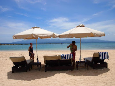 Cagraray Island in Albay Resort Beach Front