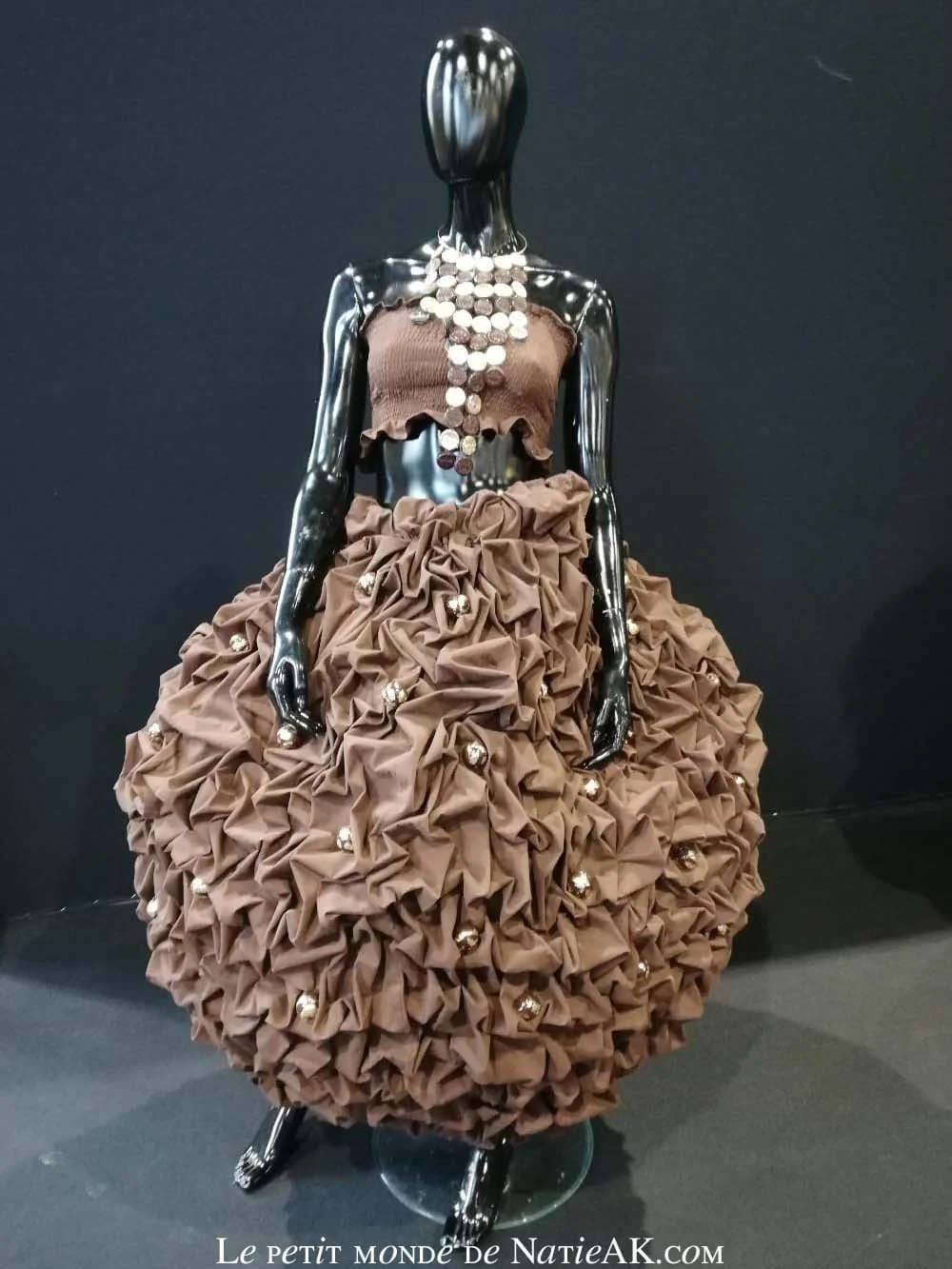 robe en chocolat de Pascal Brunstein et Maud et Nathan Brunstein