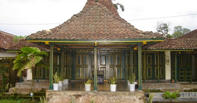 Rumah Adat Joglo Asal Provinsi Jawa Tengah