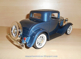 Ford 3-windows coupe scale 1/18